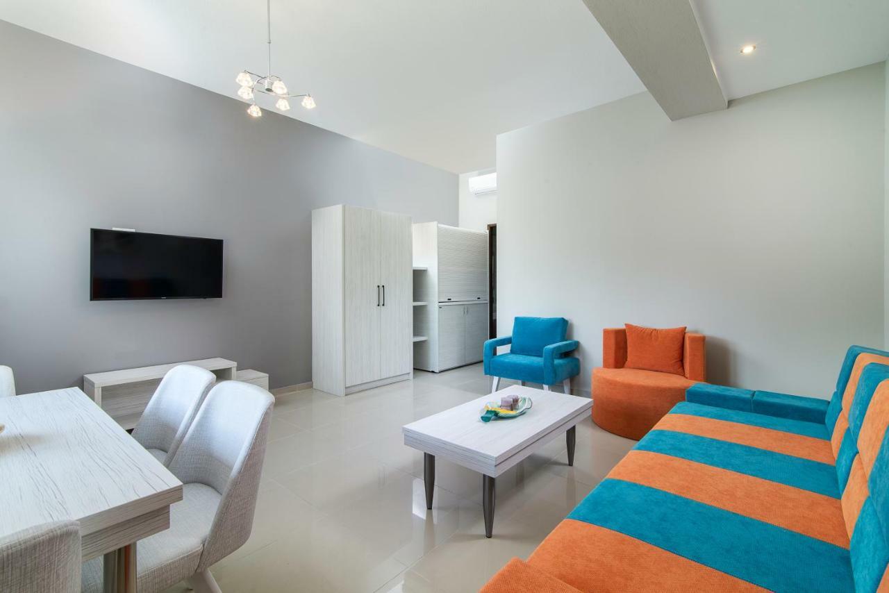 Luxury Apartments Marianna 네오스마르마라스 외부 사진