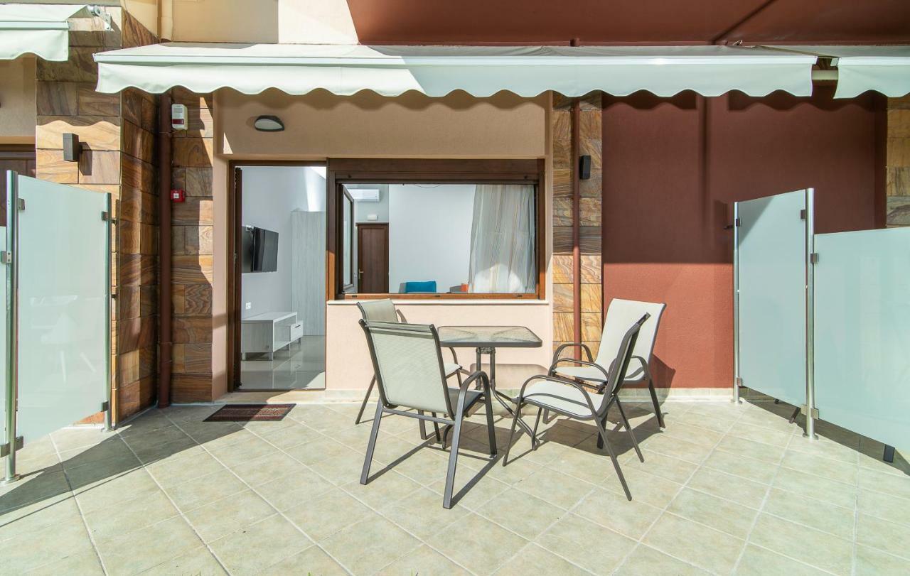Luxury Apartments Marianna 네오스마르마라스 외부 사진